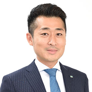 中本　智也