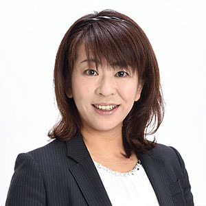 小村　聡美