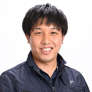 中島　隆輔